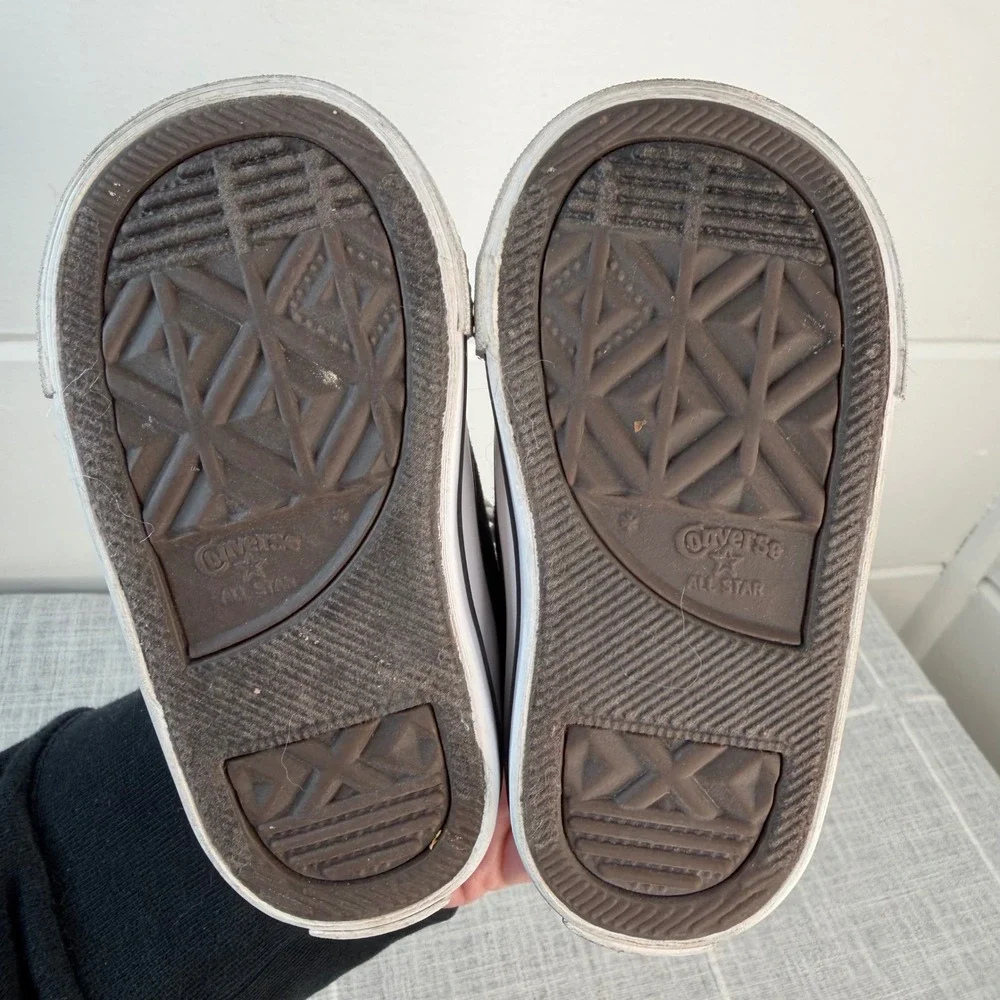 Converse Low Tops Baby Toddler Size 4 Black Street Ox Low Top Sneakers‎